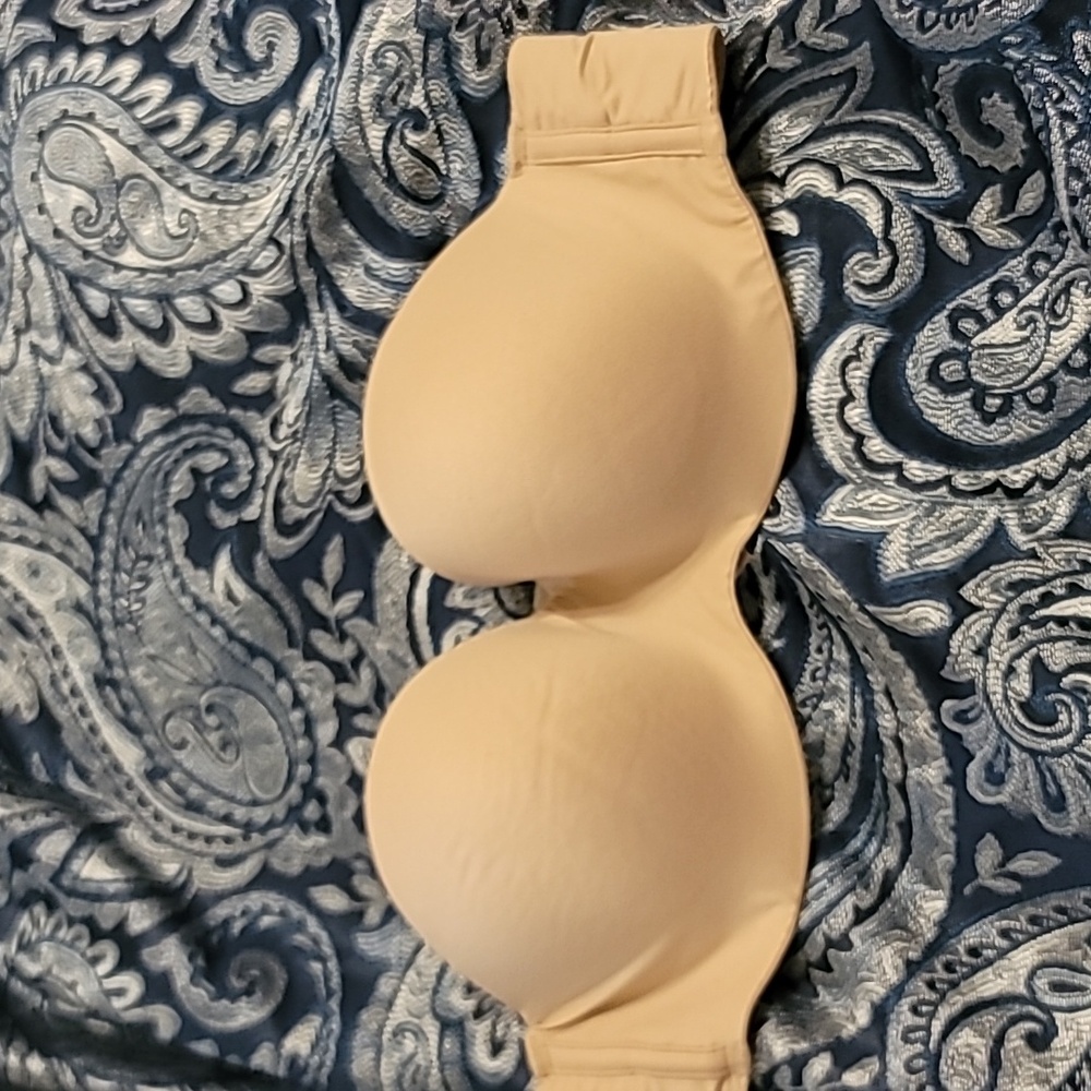 Victoria's Secret Strapless Convertible Bra Beige/Nude